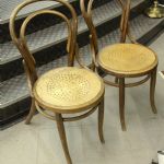 880 5703 CAFÉ CHAIRS